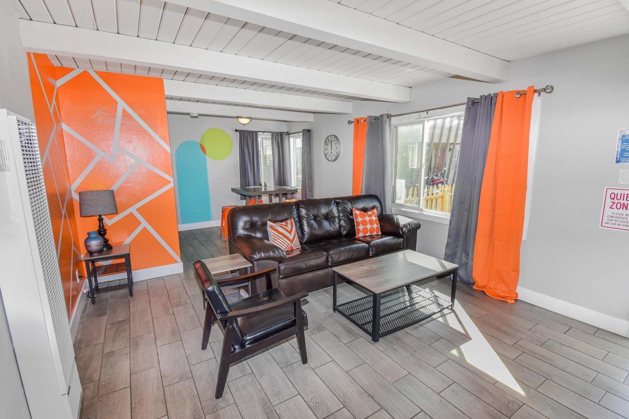 Spacious Cozy Unit Near And Casinos *
